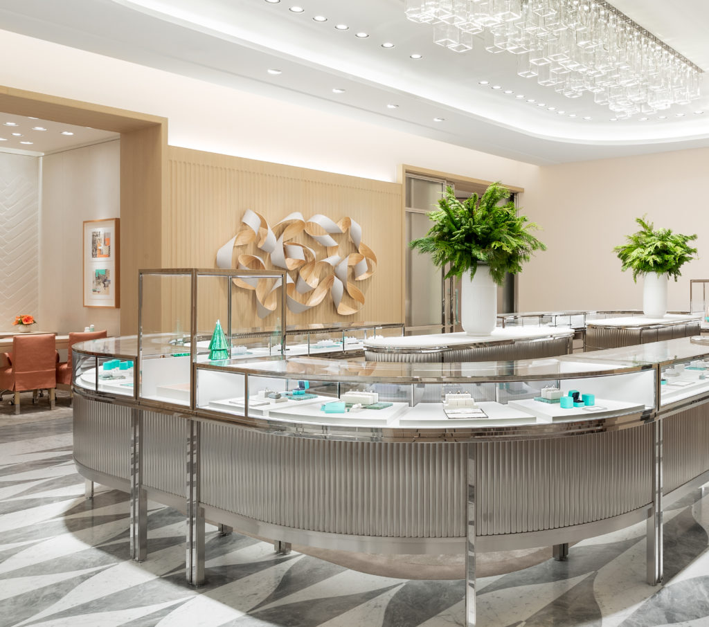 A NEW TIFFANY & CO. BOUTIQUE DEBUTS IN A NEW LOCATION – South Coast Plaza