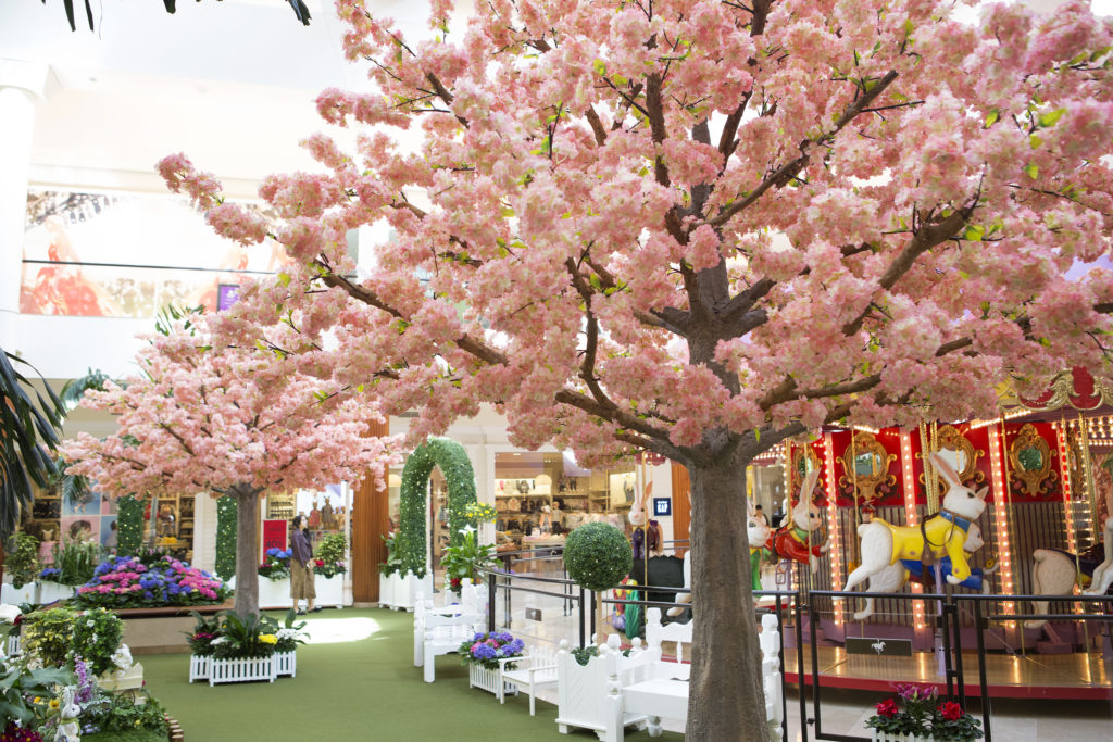 Meet Me at the Carousel: A Unique Tour of South Coast Plaza