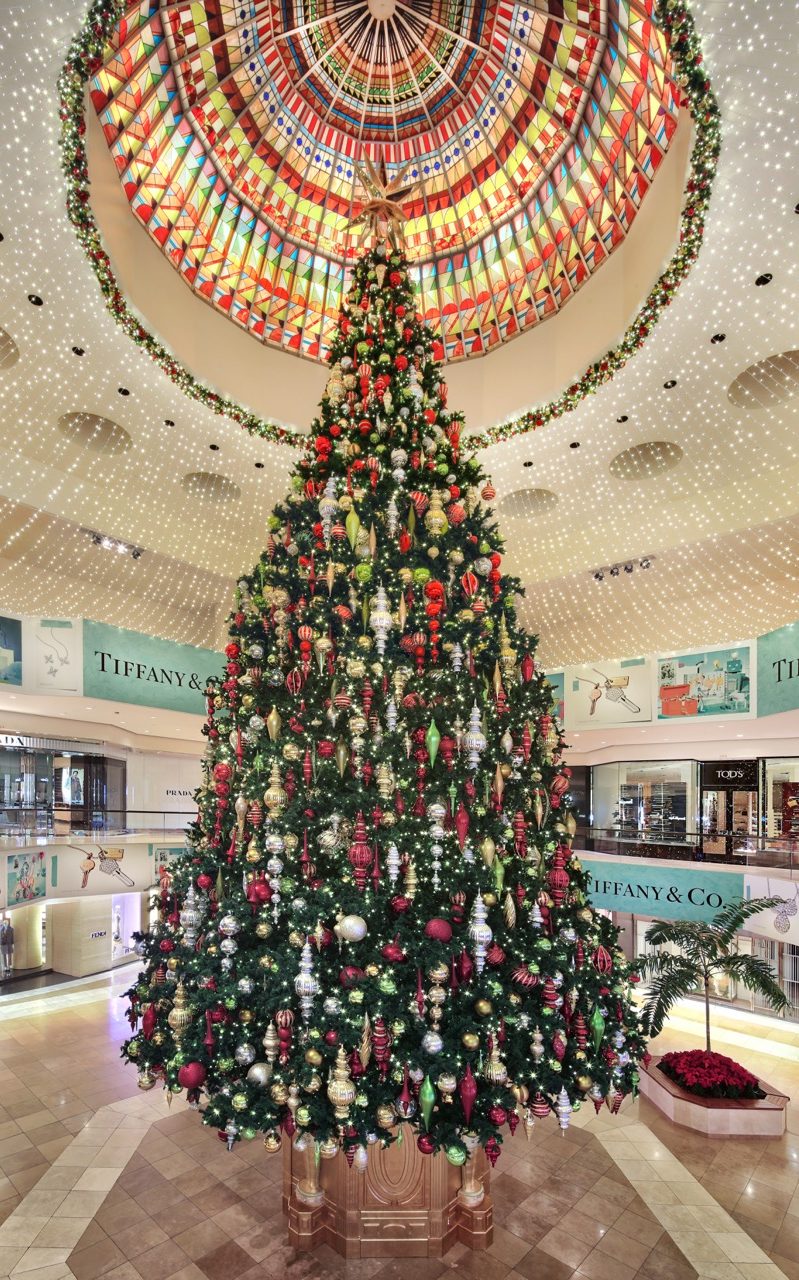 Visit Our Trio of Giant Christmas Trees – South Coast Plaza