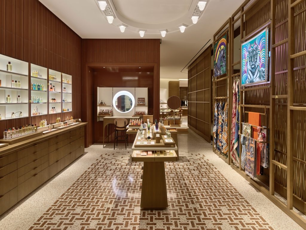 hermes faubourg store