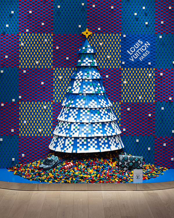 Check out the Louis Vuitton Christmas Tree At South Coast Plaza