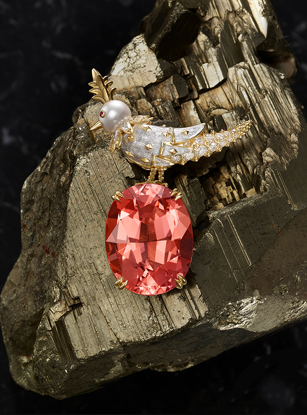 Exceptional Jewelry and Timepieces